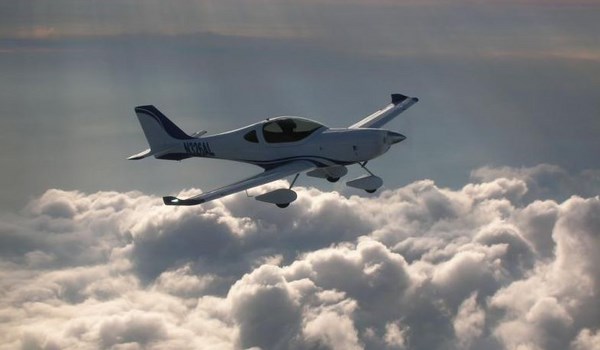 Lightning Light Sport Aircraft